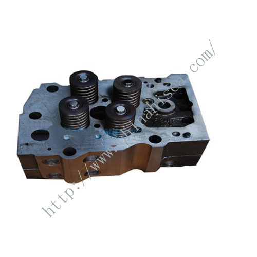 Cummins cylinder head 3072438