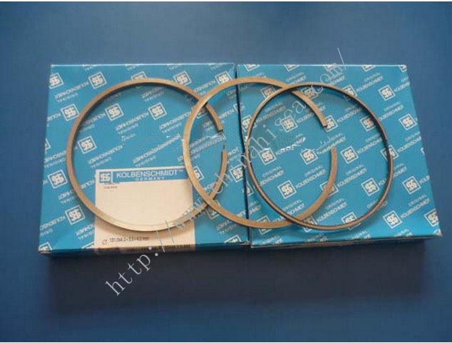 Volvo engine piston ring package.jpg