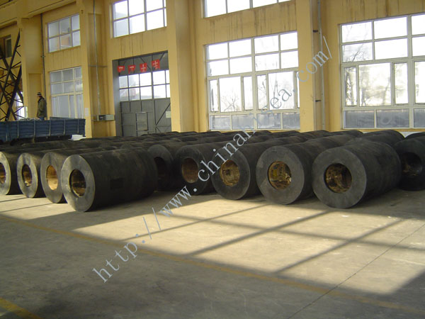 Cylindrical Type Rubber Fender
