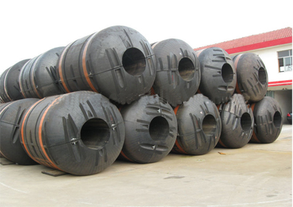 Rubber Float for Dredger in factory.jpg