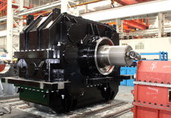 1000kw gear box.jpg