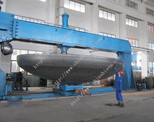 Forged-steel-threaded-caps-class-6000-workshop.jpg