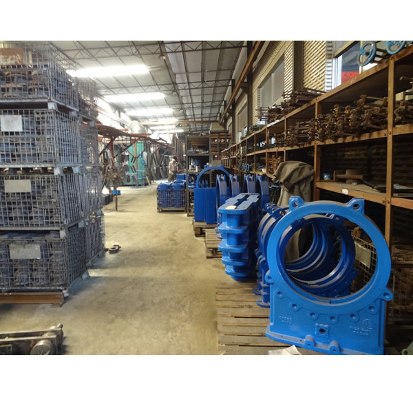 Pneumatic Knife Gate  Valve Factory 1.jpg