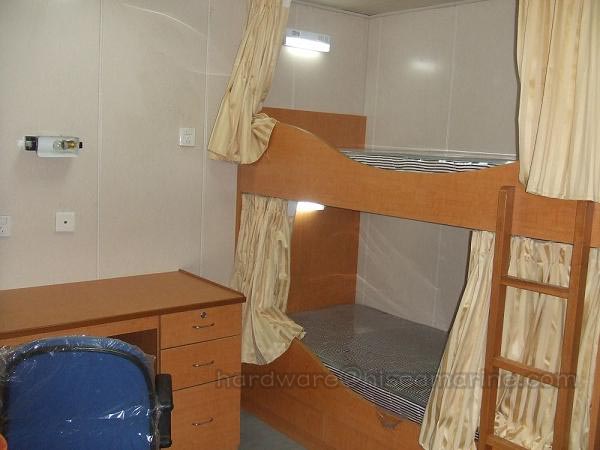 wooden-bunk-bed.jpg